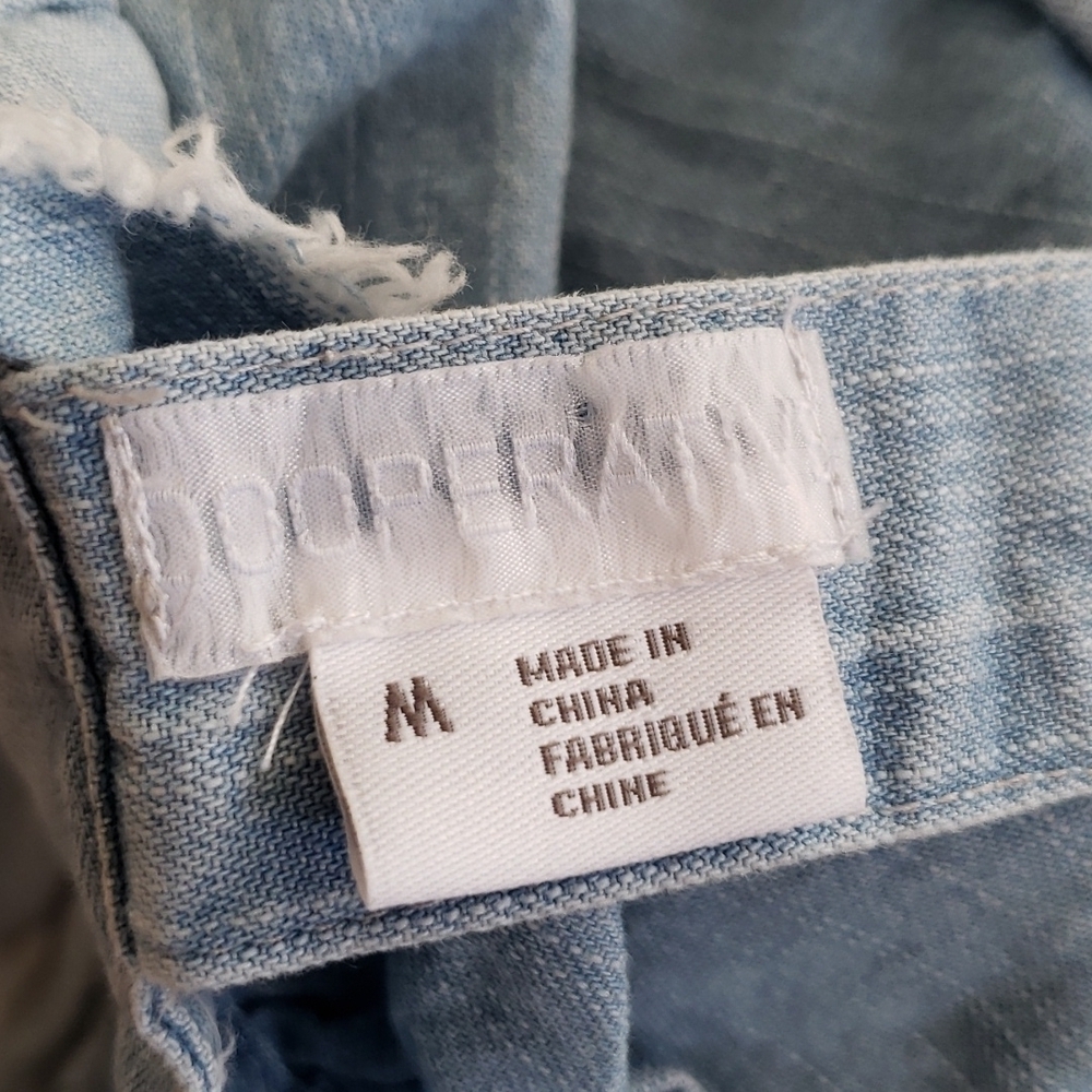 Cooperative denim crop top size Medium - Picture 8 of 8